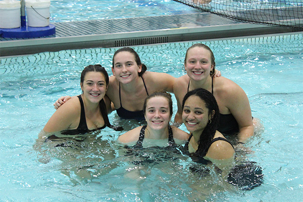 Group of students enjoying open swim in the uwgb pool