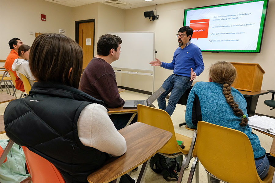 Hernan's UWGB spanish class