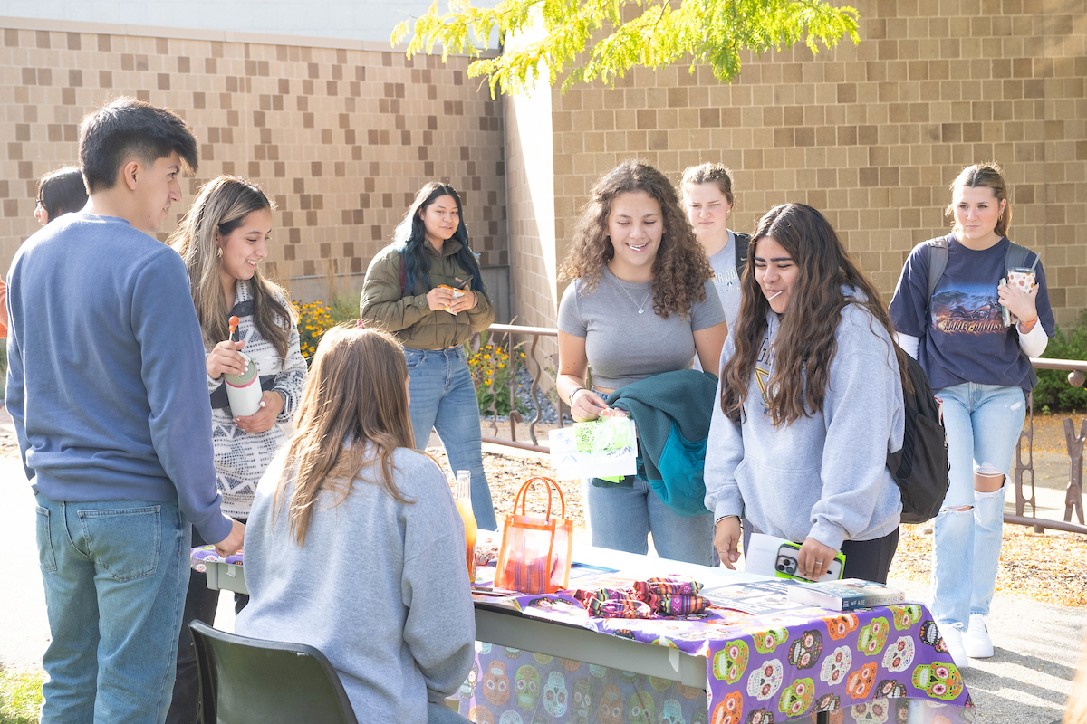 Students mingle at OrgSmorg