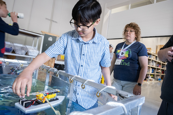 Aquatic Robotics camper testing robotic boat